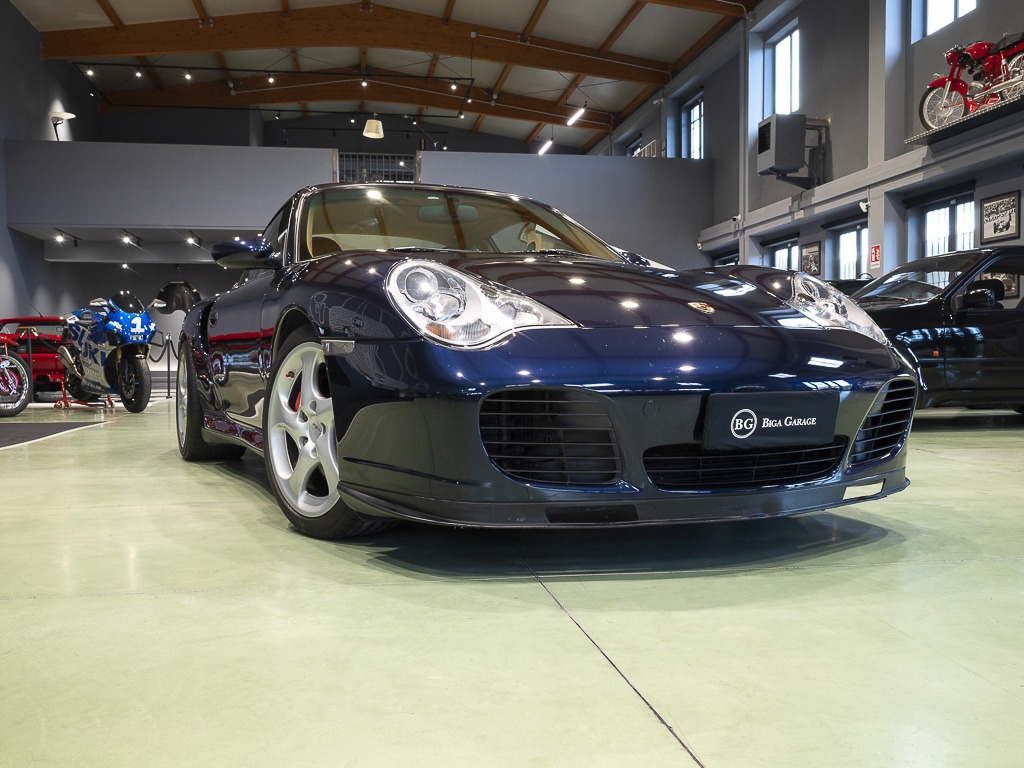 Porsche996Turbo_002
