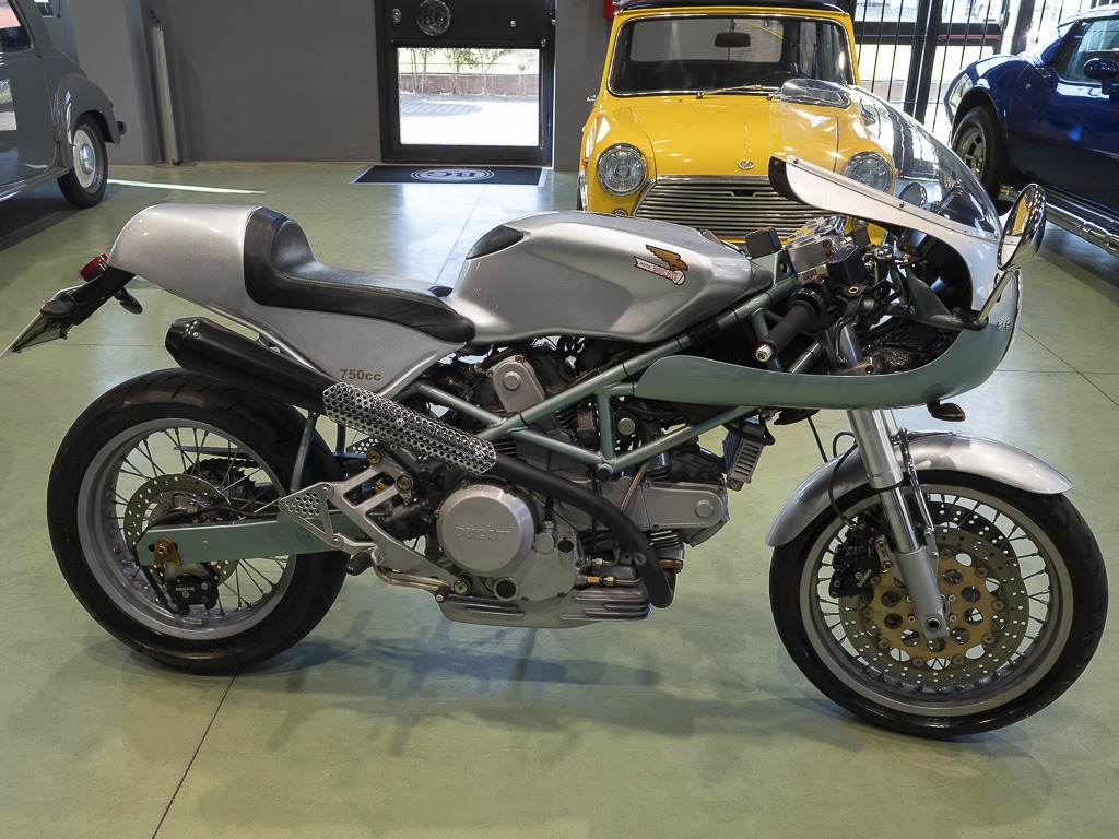 Ducati750SSReplica_041